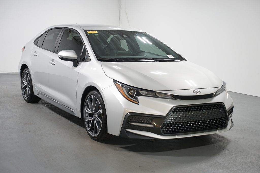 Thumbnail: 2021 Toyota Corolla - 3