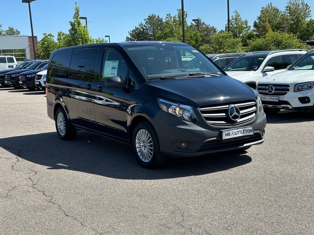 2023 Mercedes-Benz Metris Passenger 6