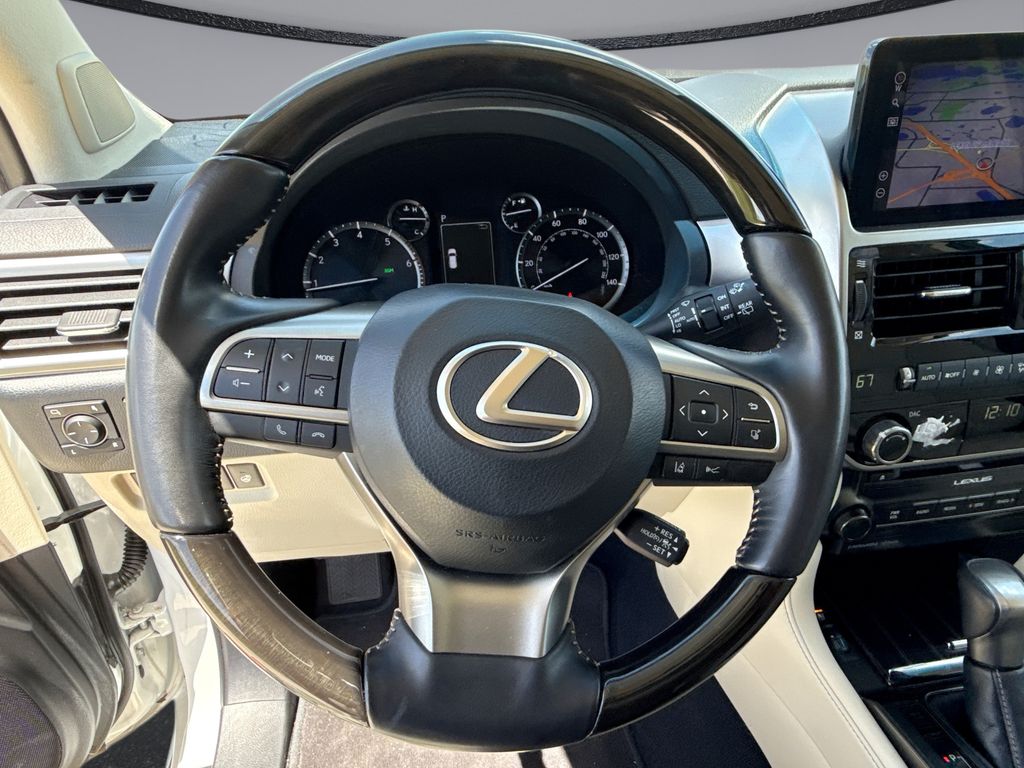 Thumbnail: 2023 Lexus GX - 21