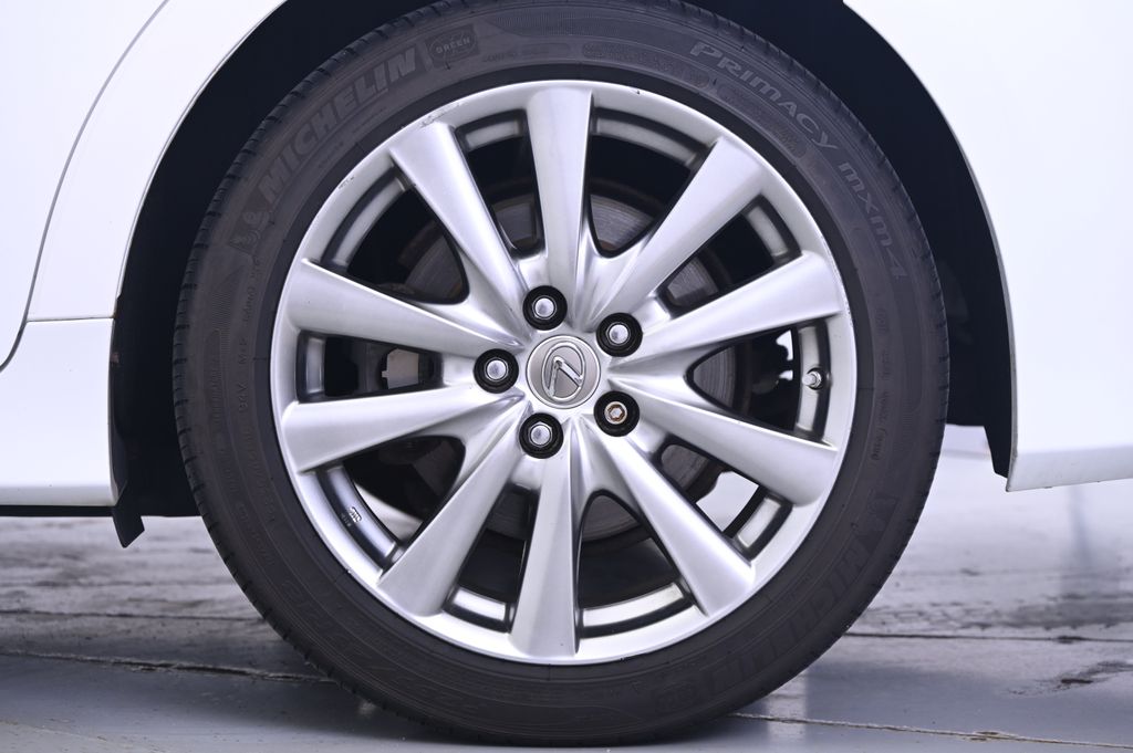 Thumbnail: 2013 Lexus GS - 12