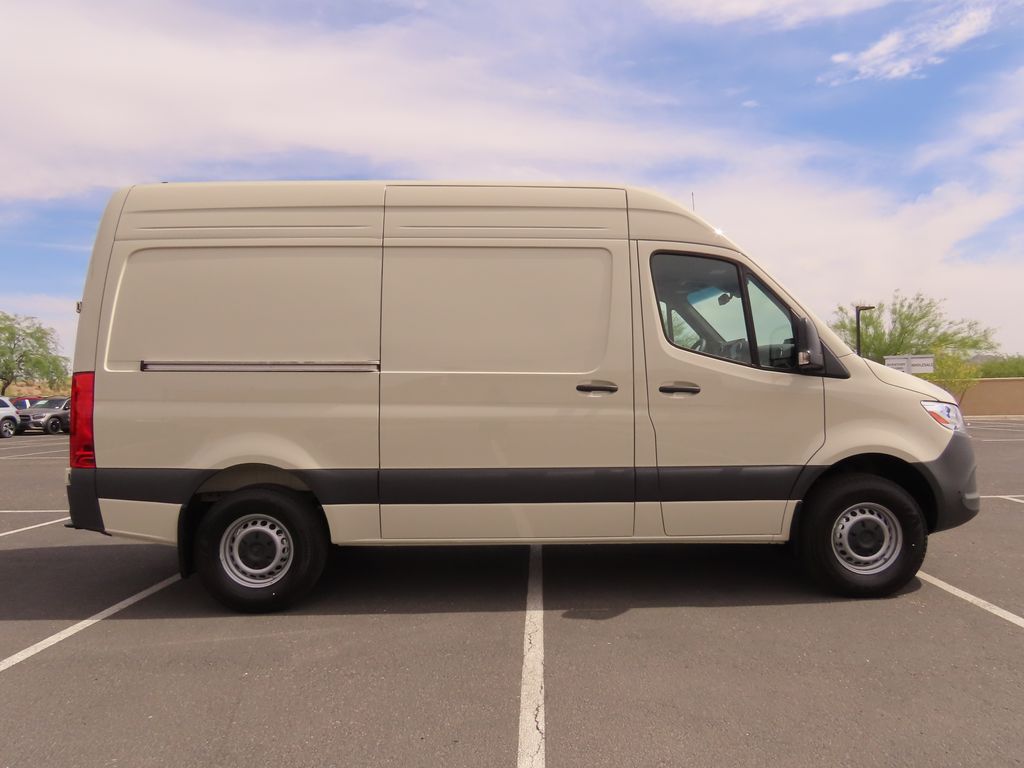 2025 Mercedes-Benz Sprinter 2500 4