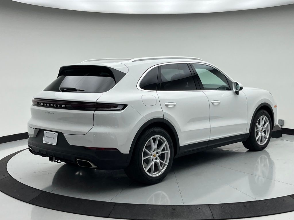Thumbnail: 2024 Porsche Cayenne - 5