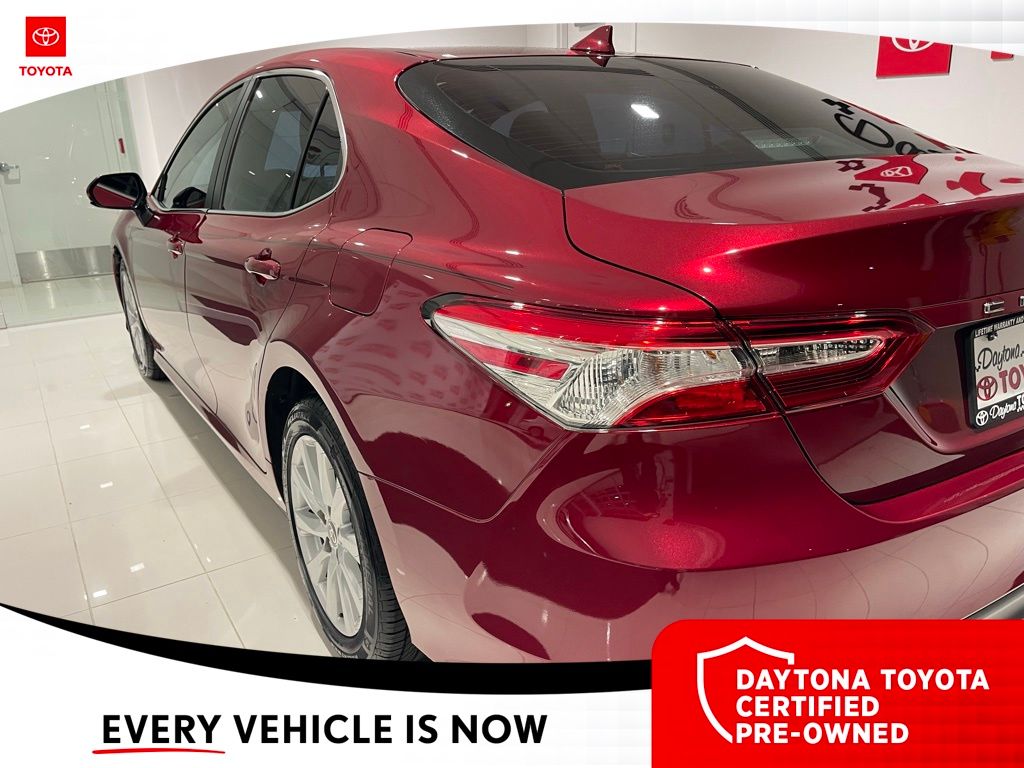 2020 Toyota Camry LE - Photo 19