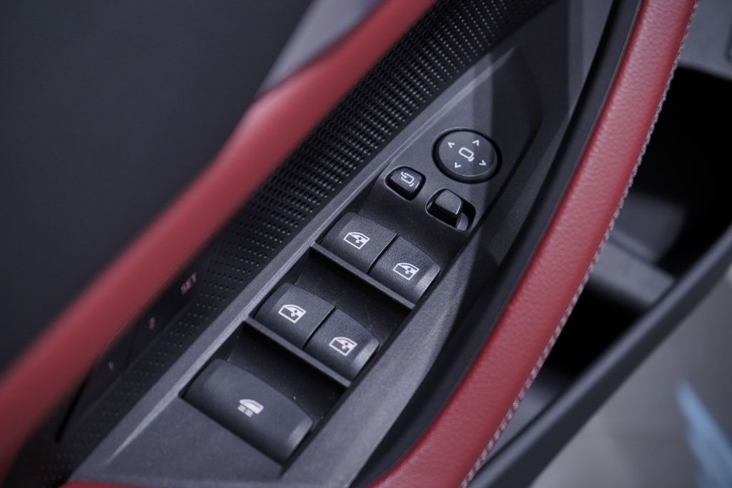 Thumbnail: 2023 BMW 4 Series - 19