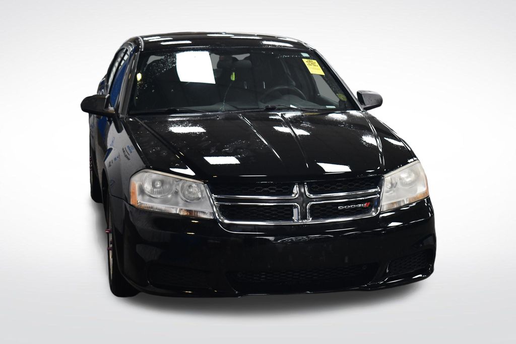 Thumbnail: 2013 Dodge Avenger - 3