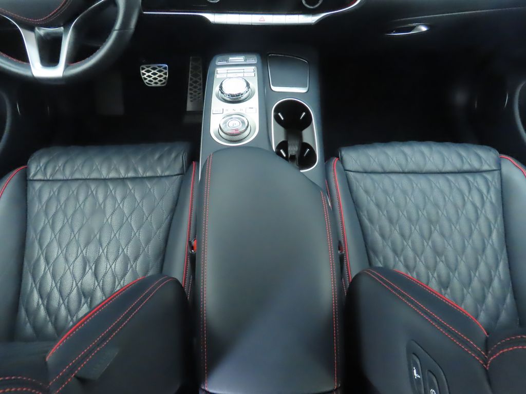 Thumbnail: 2022 Genesis GV70 - 17