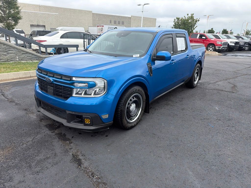 Used 2022 Blue Ford Lariat image 3