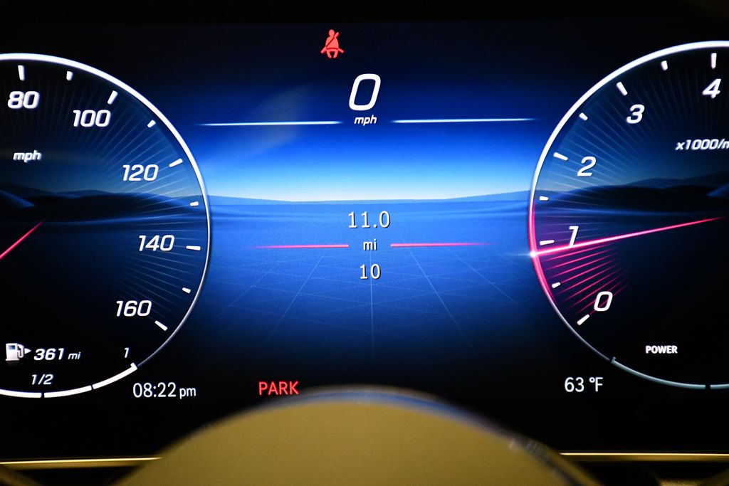 Thumbnail: 2025 Mercedes-Benz GLC - 23