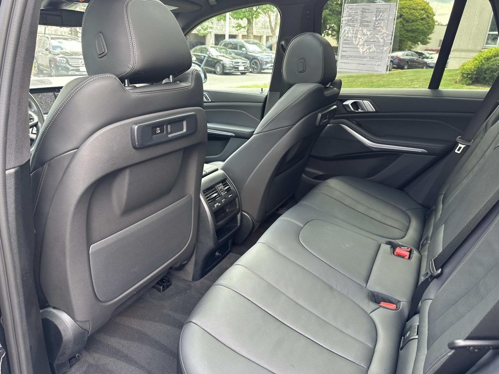 Thumbnail: 2022 BMW X5 - 31