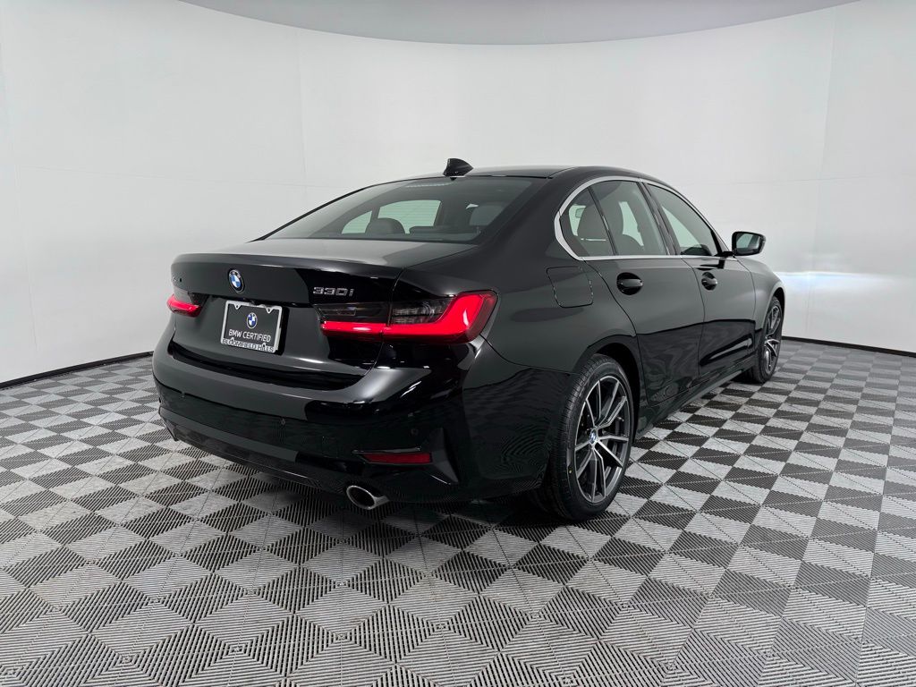 2021 BMW 3 Series 330i xDrive 5