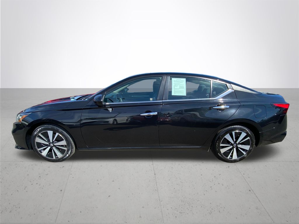 2021 Nissan Altima 2.5 SV