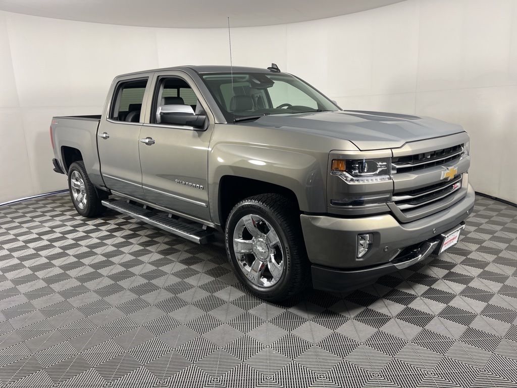 Thumbnail: 2017 Chevrolet Silverado 1500 - 6