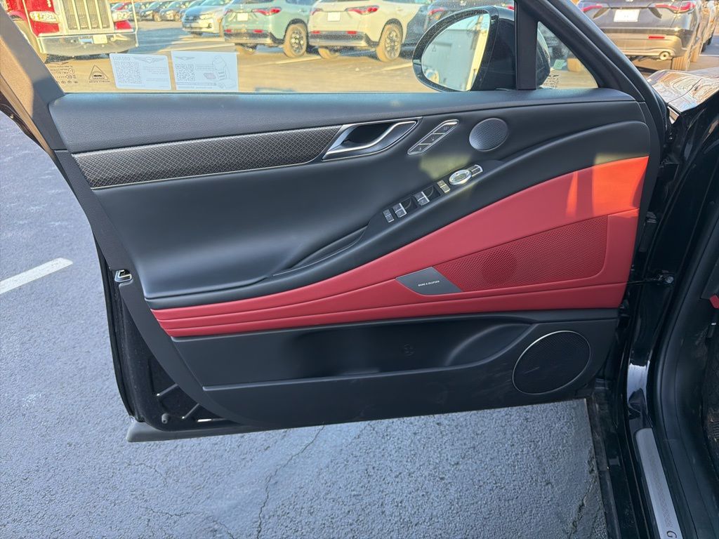 Thumbnail: 2025 Genesis G80 - 19