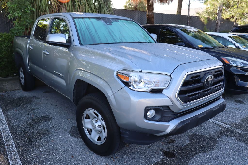 Thumbnail: 2019 Toyota Tacoma - 6