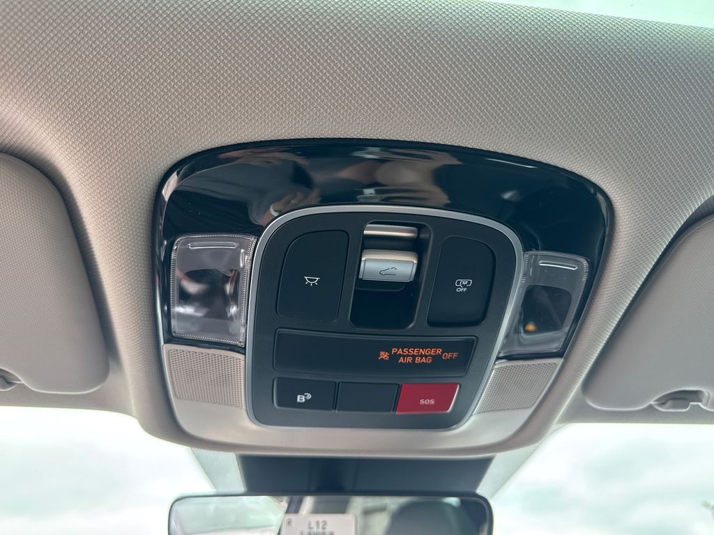 2025 Hyundai Tucson Hybrid Limited photo 21