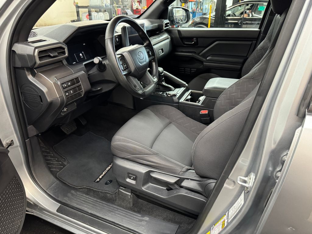 2024 Toyota Tacoma SR5