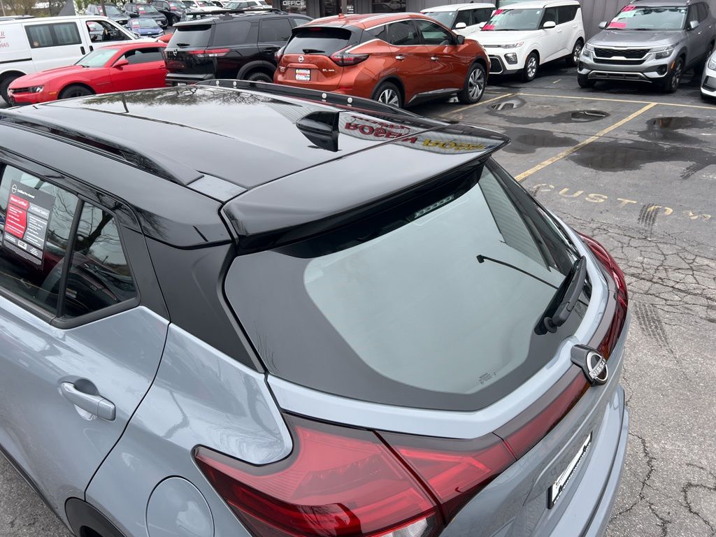 2024 Nissan Kicks SR photo