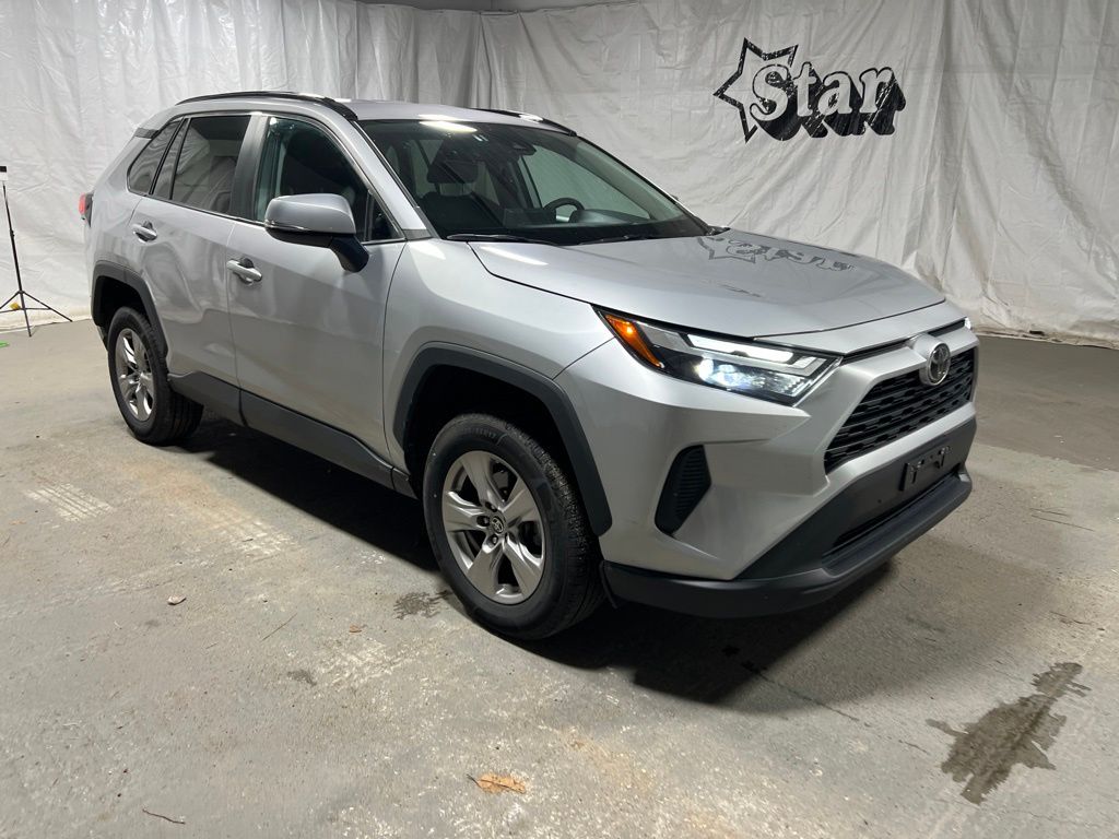 Silver Sky Metallic 2024 Toyota RAV4 SUV / Crossover Front-Wheel Drive 8-Speed Automatic