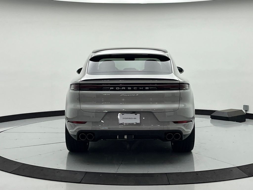 Thumbnail: 2026 Porsche  - 10