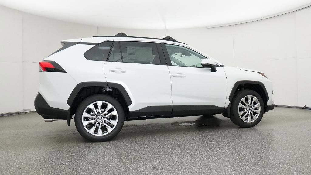 Thumbnail: 2025 Toyota RAV4 - 12