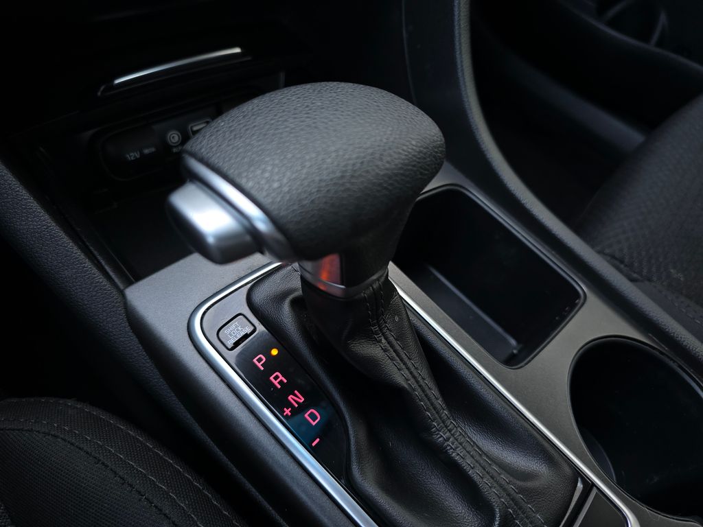 2017 Kia Optima LX photo 20