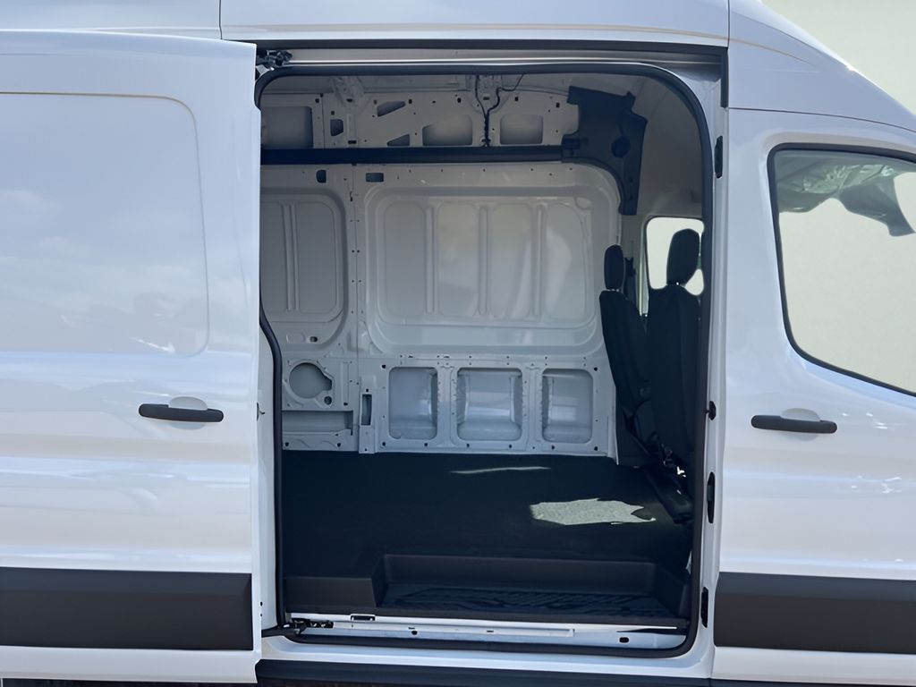 2025 Ford Transit-350