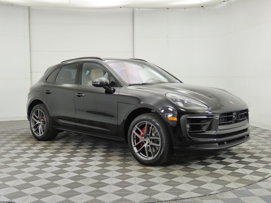 Thumbnail: 2025 Porsche Macan - 9