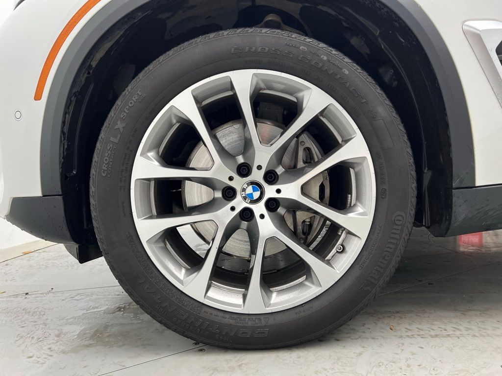 Thumbnail: 2025 BMW X5 - 23