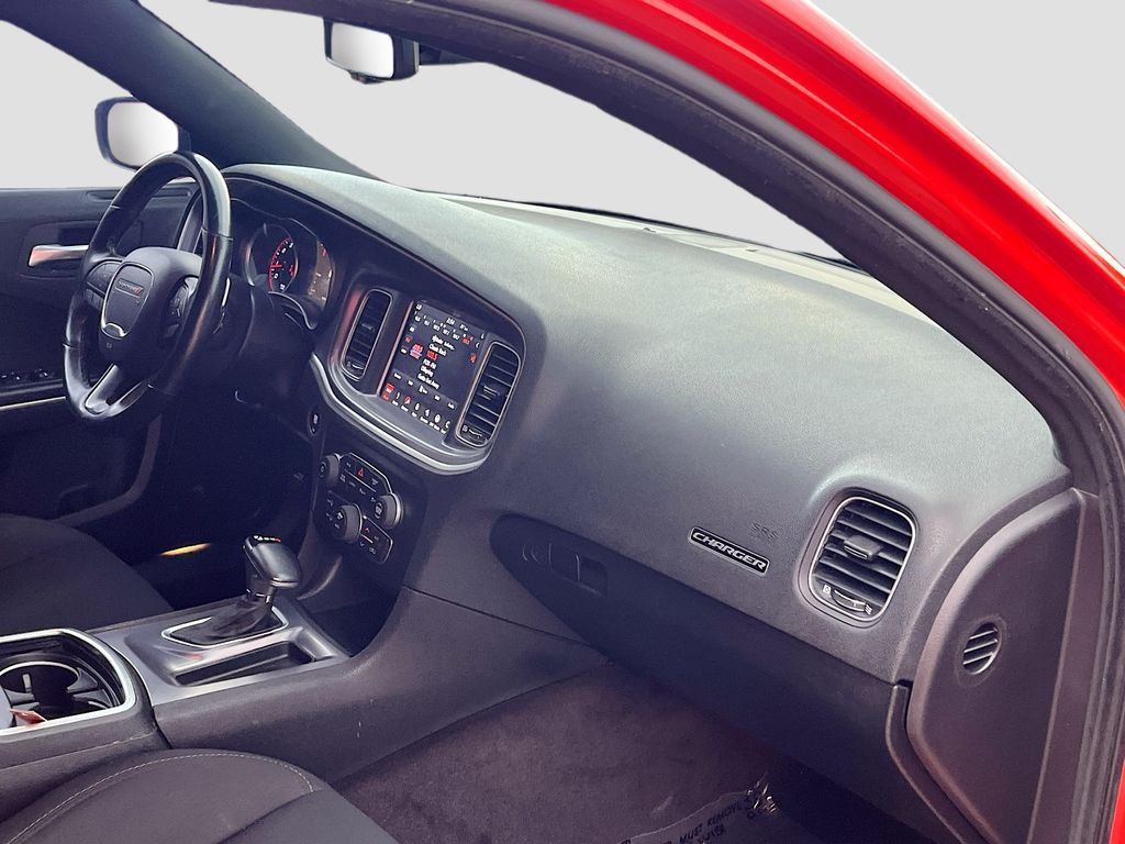 Used 2019 Orange Dodge R/T Scat Pack image 28