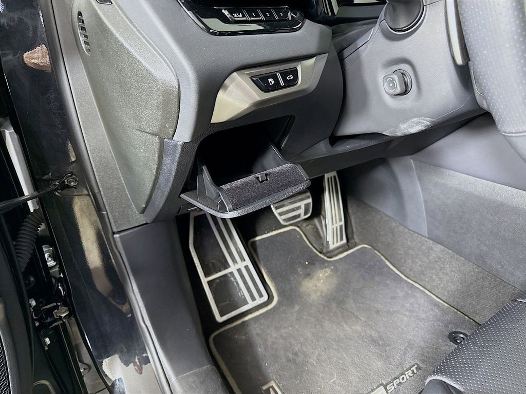 Thumbnail: 2024 Lexus RX - 10