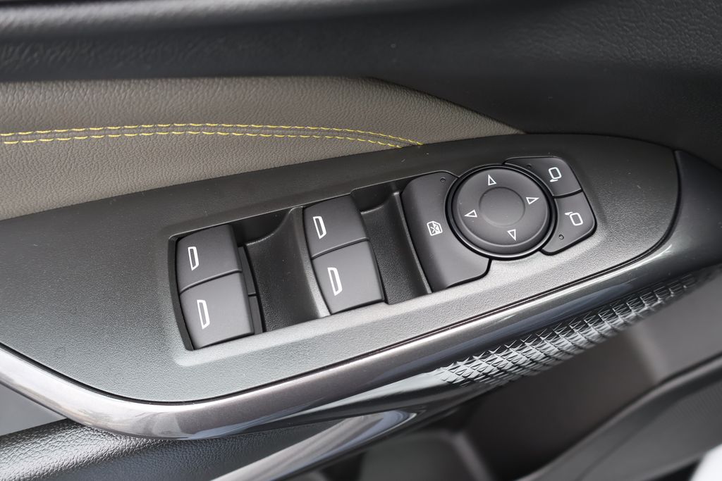 2025 Chevrolet Trax Activ 15