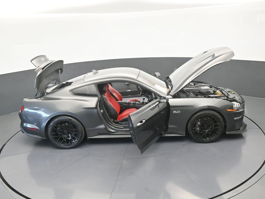 Used 2020 Magnetic Ford GT Premium image 57