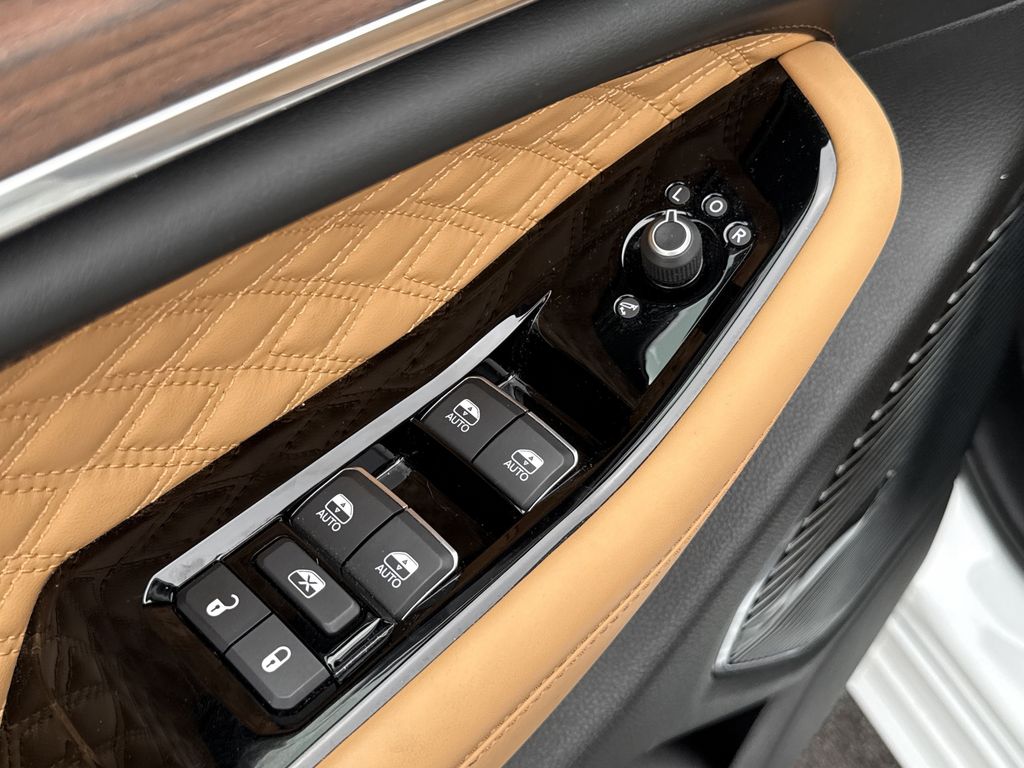 2022 Jeep Grand Cherokee Summit White at Community Toyota