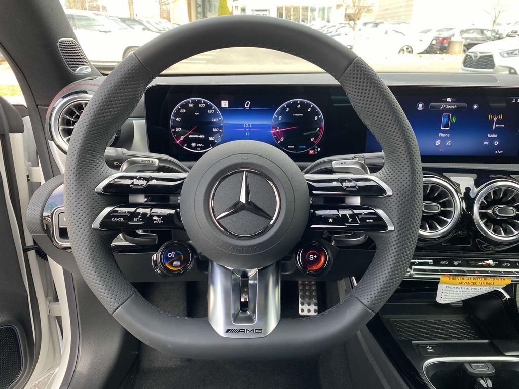 2025 Mercedes-Benz CLA 35 AMG 20