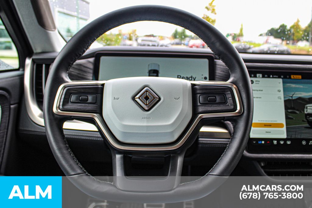 Used 2024 White Rivian Adventure image 27