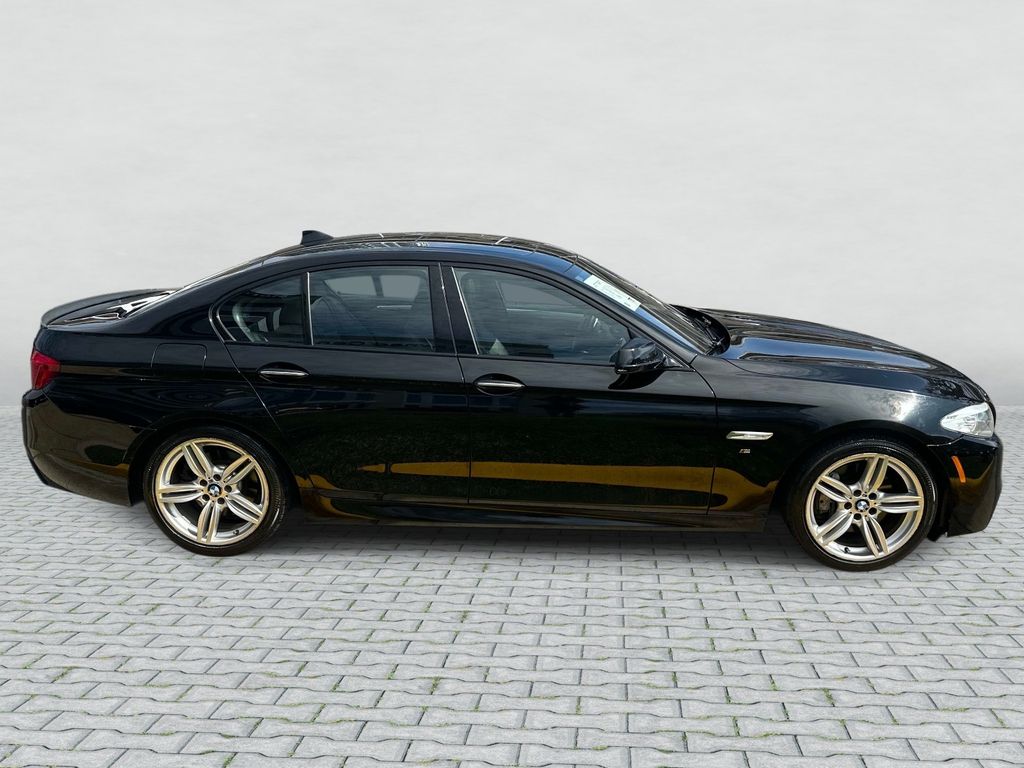 Thumbnail: 2013 BMW 5 Series - 8
