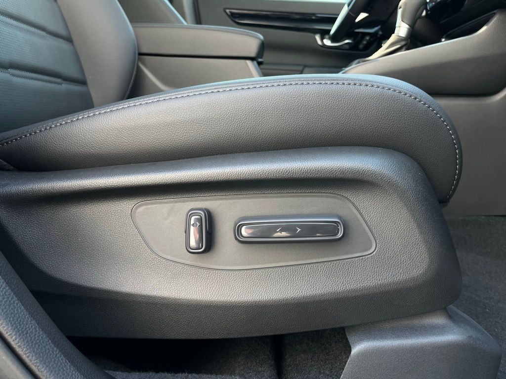 Thumbnail: 2026 Honda CR-V - 32