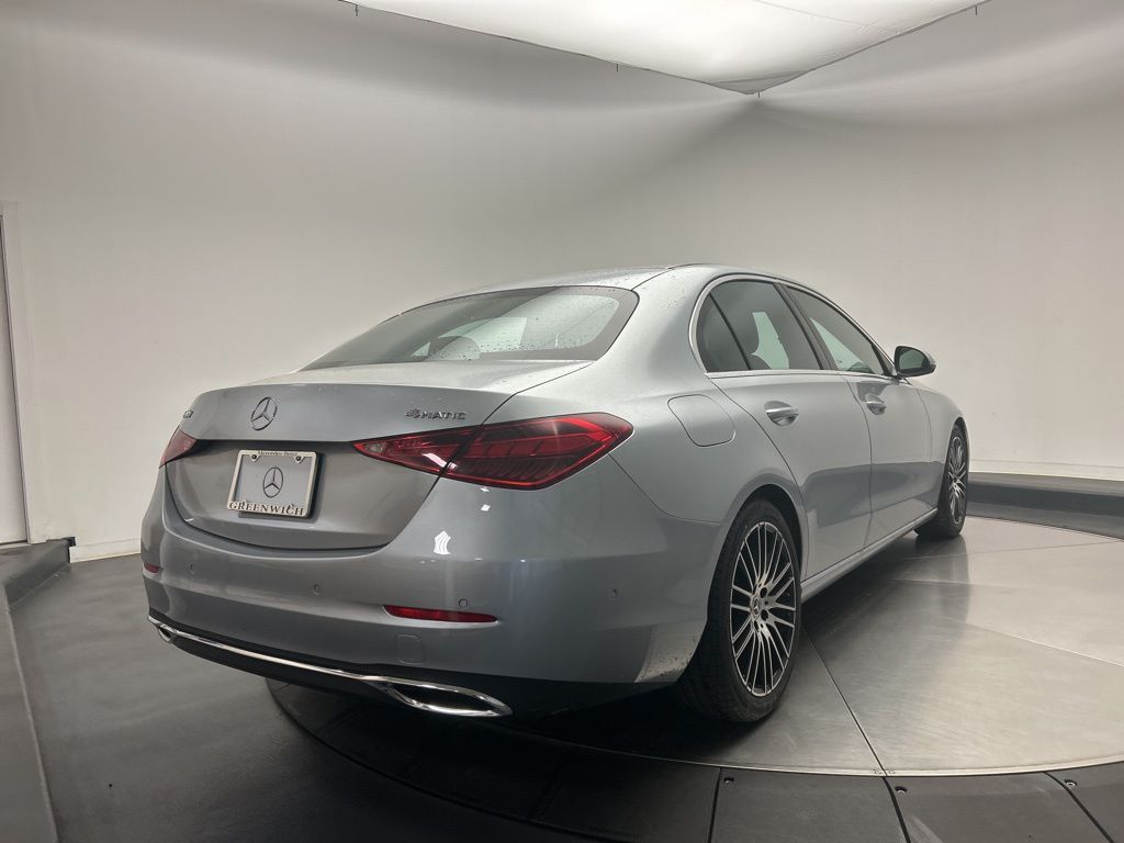 Thumbnail: 2022 Mercedes-Benz C-Class - 7