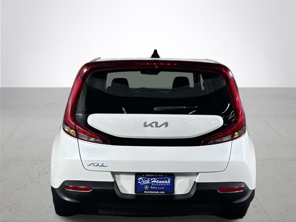 2022 Kia Soul LX