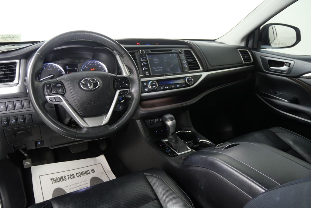 2017 Toyota Highlander Limited Platinum 19