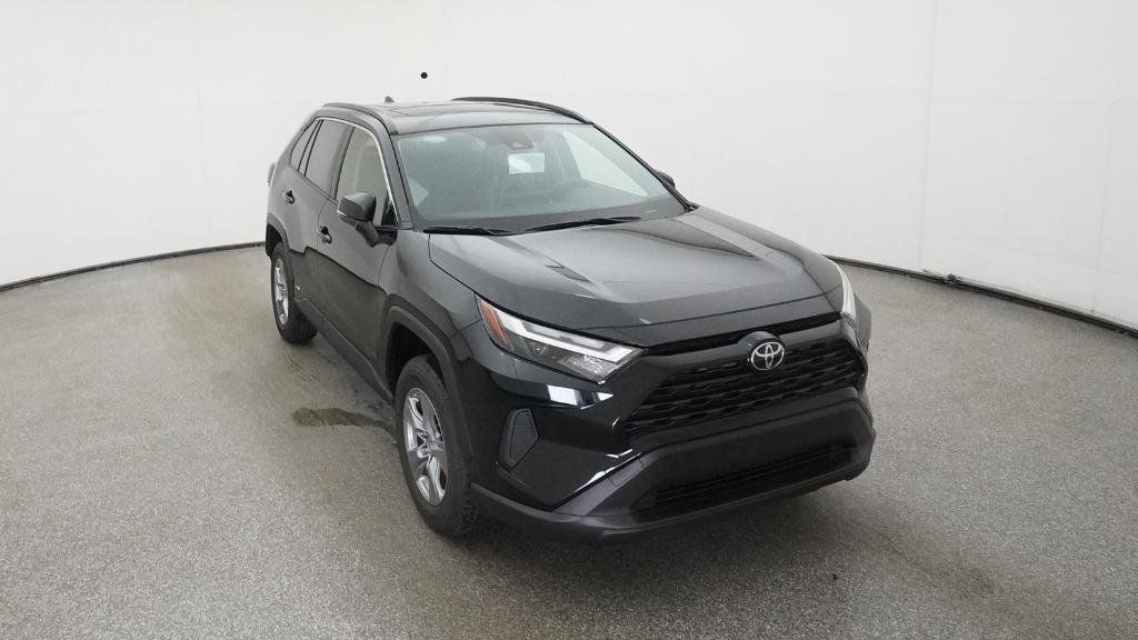 Thumbnail: 2025 Toyota RAV4 - 6