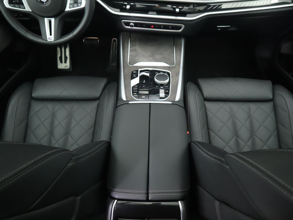 Thumbnail: 2025 BMW X5 - 17