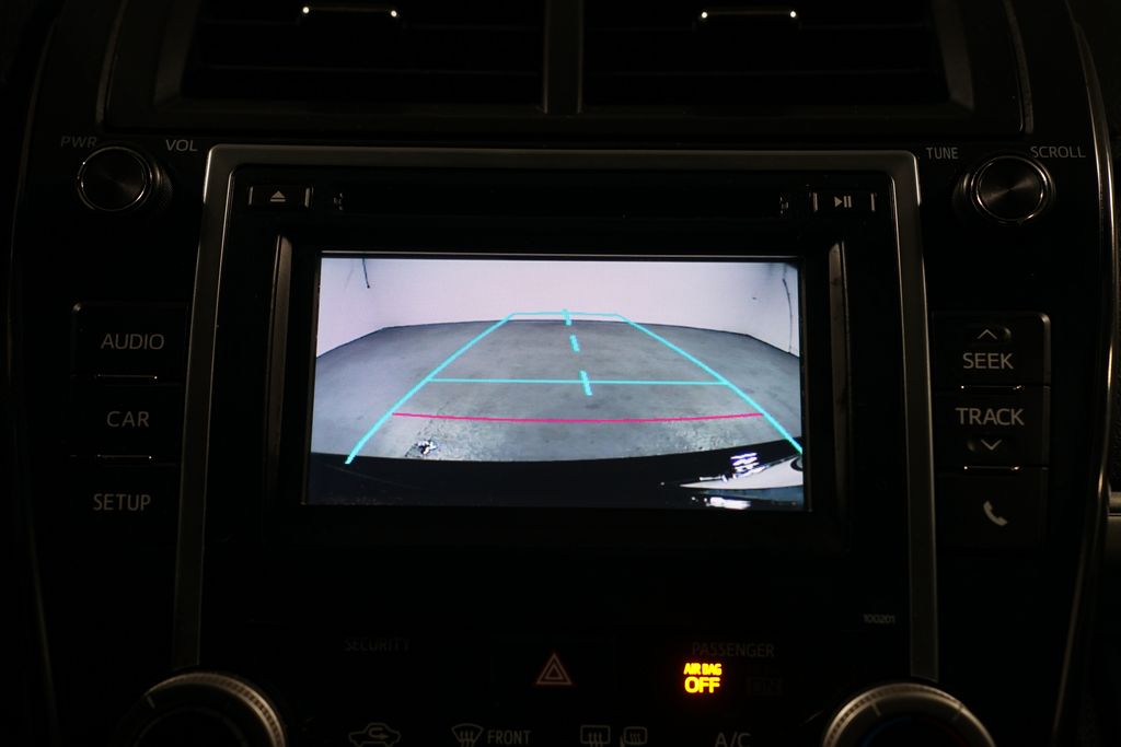 Thumbnail: 2014 Toyota Camry - 19