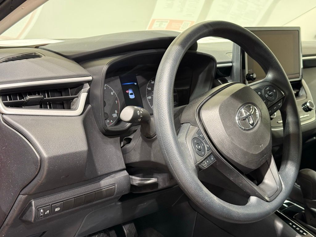 Thumbnail: 2025 Toyota Corolla - 16