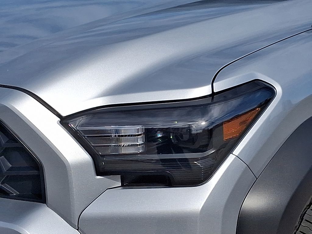 Thumbnail: 2025 Toyota 4Runner - 12