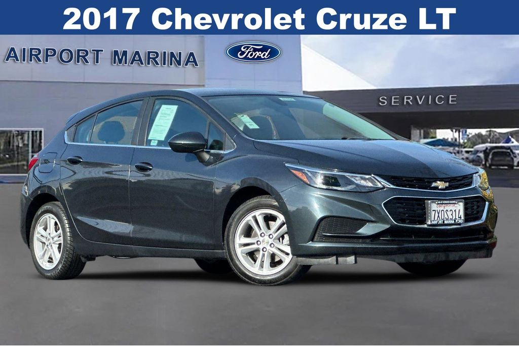 2017 Chevrolet Cruze LT 2