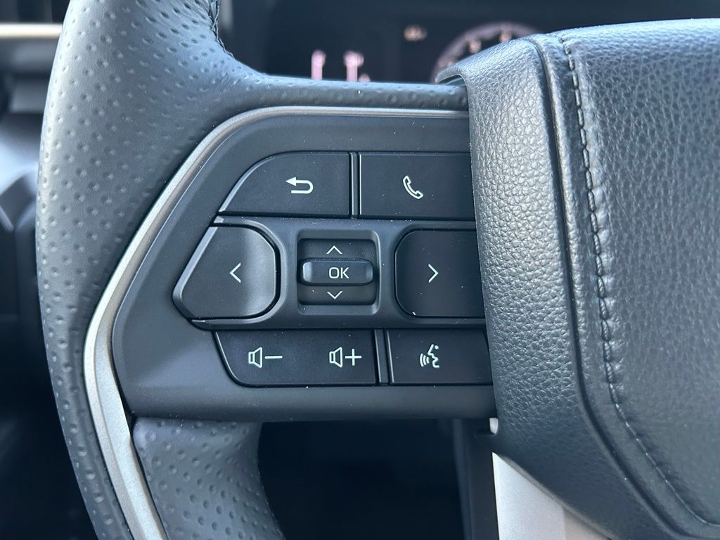 Thumbnail: 2025 Toyota 4Runner - 19