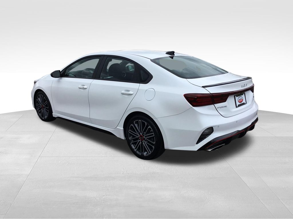 Thumbnail: 2022 Kia Forte - 3