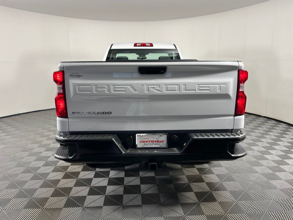 Thumbnail: 2026 Chevrolet Silverado 1500 - 4