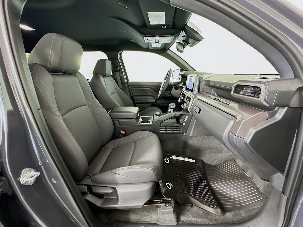 Thumbnail: 2025 Toyota Tacoma - 27